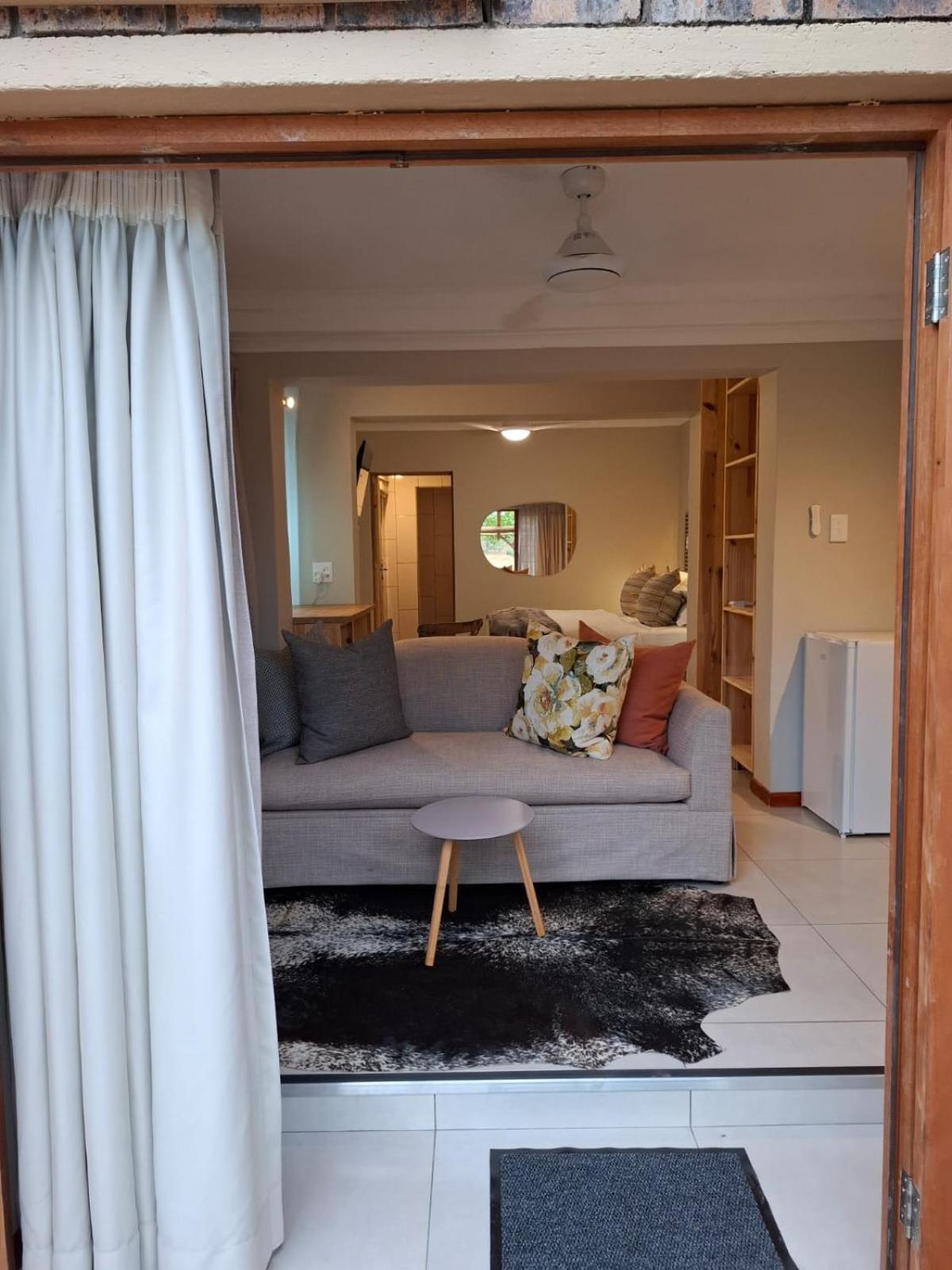 Kruger Riverside Lodge - No Load-Shedding Марлот Парк Екстериор снимка